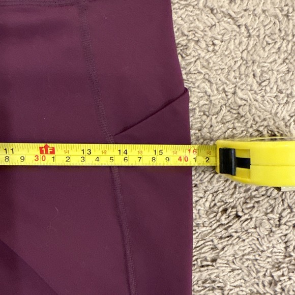 Fabletics PureLuxe High Rise Leggings Med Merlot Women's Full Length w/ Pocket - Picture 4 of 4